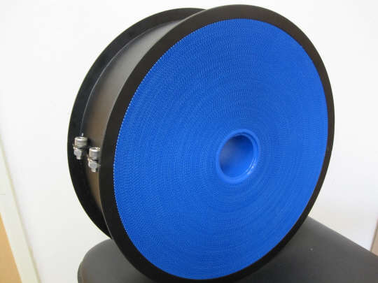 KIST 도시에너지연구단이 개발 중인 회전형 전열교환기 코어.